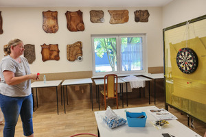  (photo)