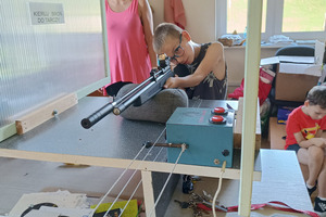  (photo)