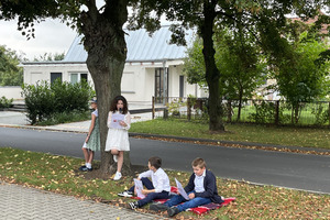  (photo)