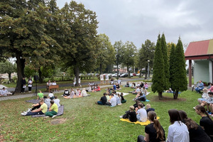 (photo)