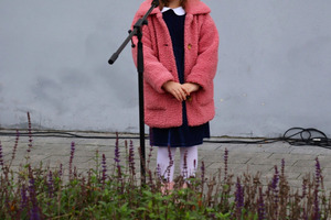  (photo)