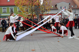  (photo)