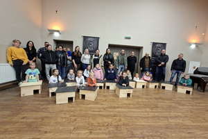  (photo)