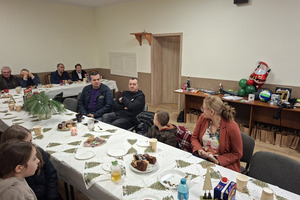  (photo)