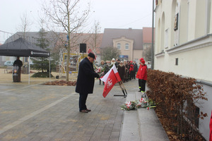  (photo)