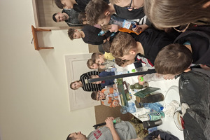  (photo)