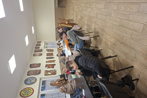  (photo)