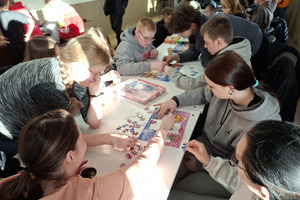  (photo)