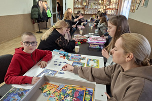  (photo)