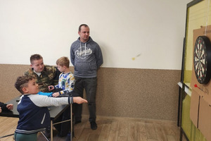  (photo)