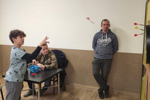  (photo)