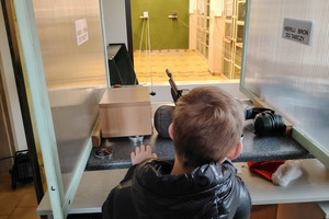  (photo)