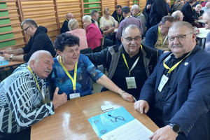  (photo)