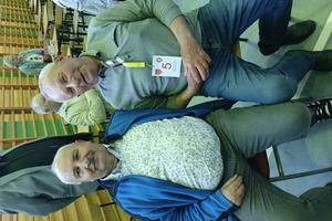  (photo)
