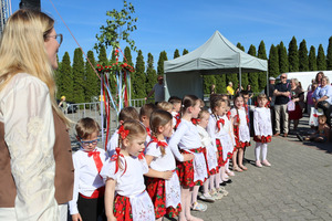  (photo)