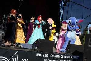  (photo)