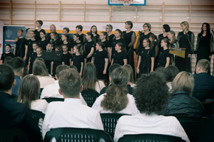  (photo)