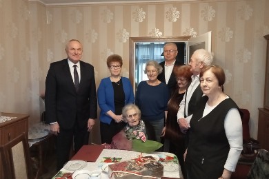 Zdjęcie ilustracyjne wpisu: Jubileusz 101 lat urodzin Pani Leokadii Wawrzyniak z Leonowa
