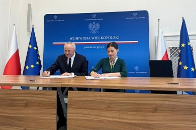 Zdjęcie ilustracyjne wpisu: Umowa na dofinansowanie zadania